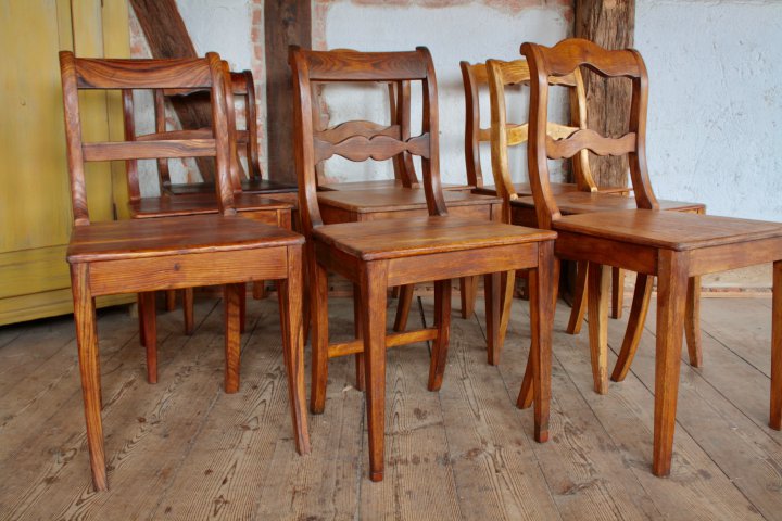 150-180 Jahre alte Stühle