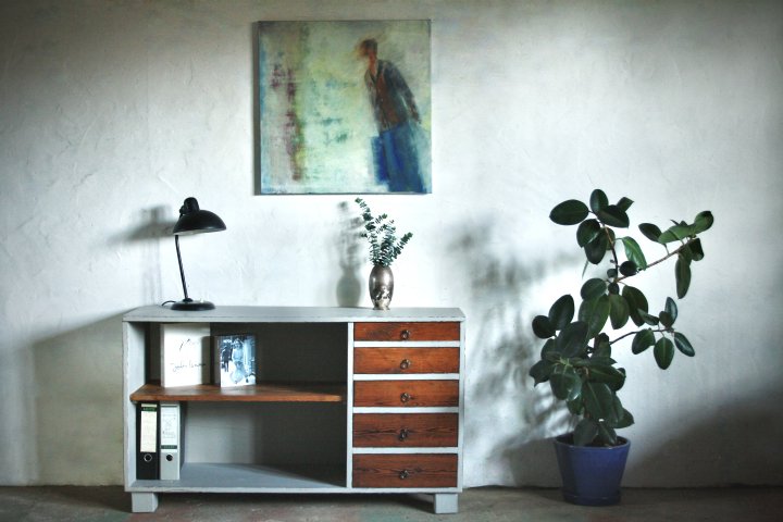 Sideboard mit Schubladen