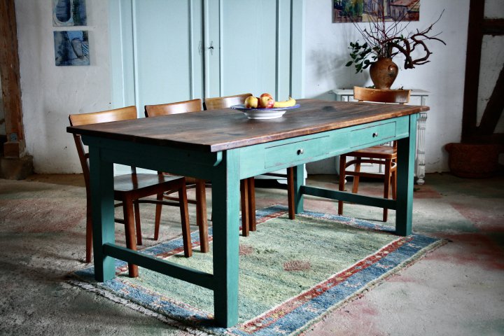 Großer Ess - oder Arbeitstisch