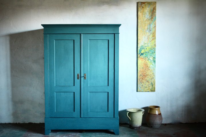 Kleiner Schrank aus Hamburg